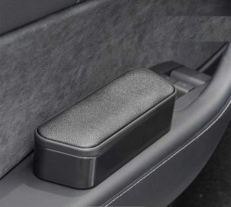 НОВ преносим ляв подлакътник за автомобил