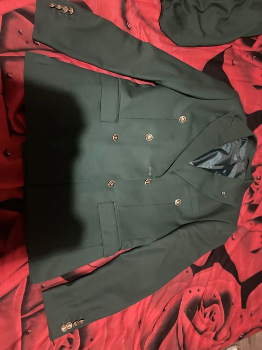 Costum  elegant
