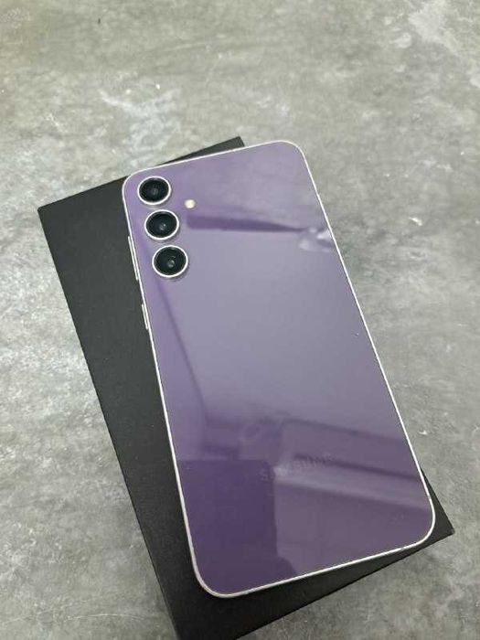 Samsung Galaxy S23 FE, 256 гб (942018 г. Кокшетау, ул. Абая 128, 21)