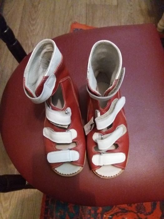 Ортопедические сандали новые