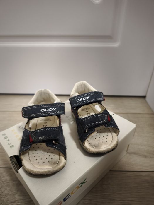 Детски сандали Geox 22 номер и Crocs 20/21 номер