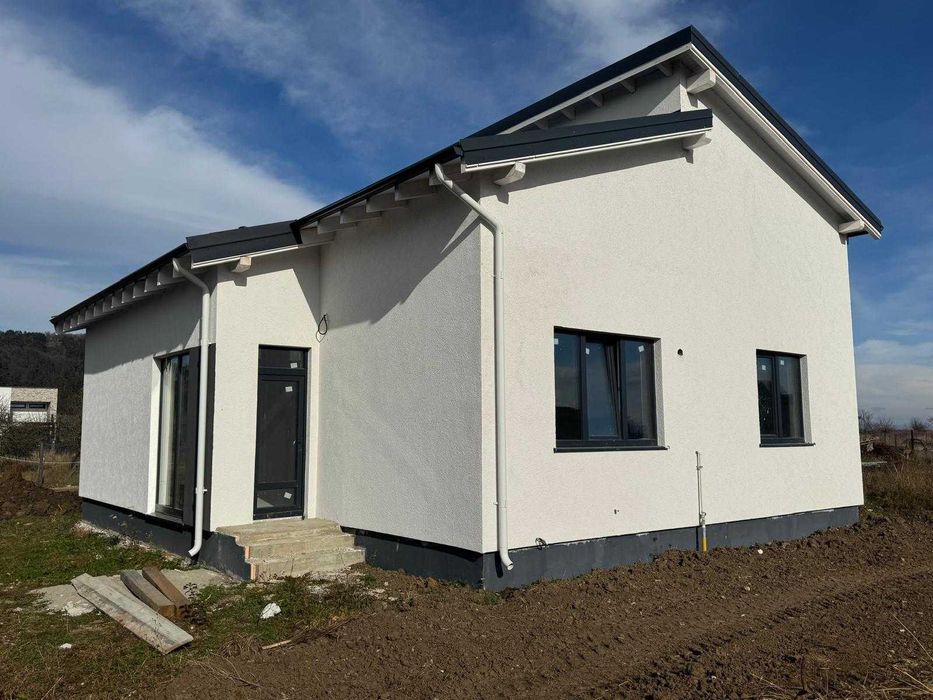 Casă individuală parter712mp terenDEALUL LEMPEȘ,Hărman,Brașov,Sânpetru