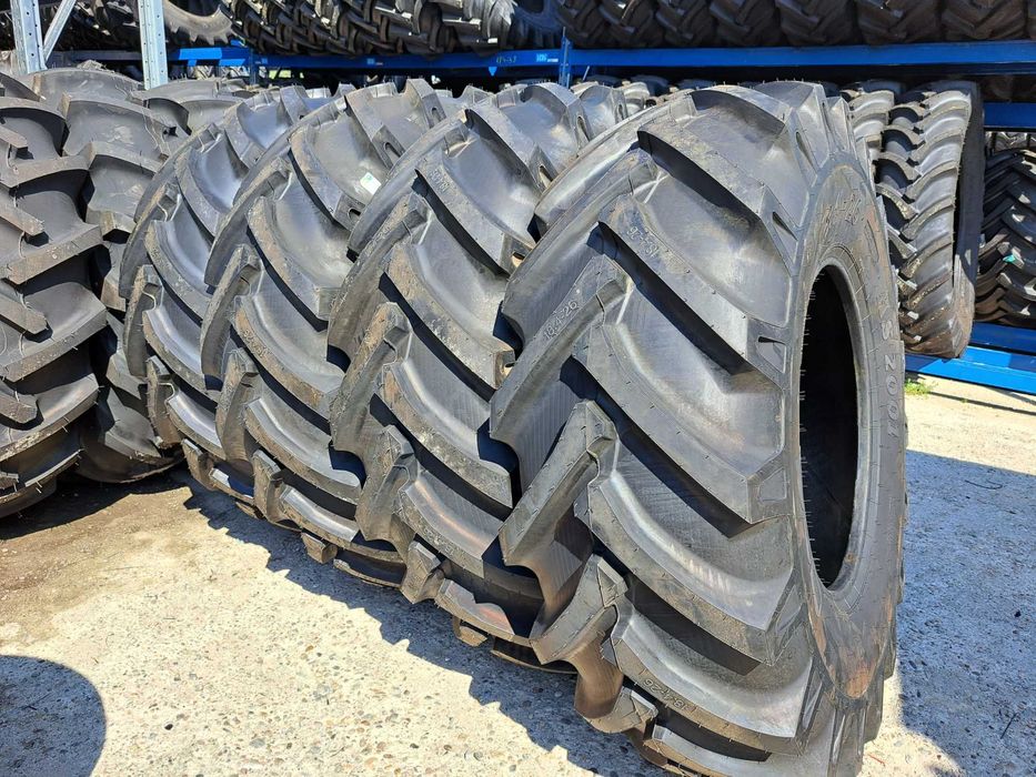 Anvelope pentru COMBINA 18.4-26 marca BKT cu 14 pliuri cauciucuri noi