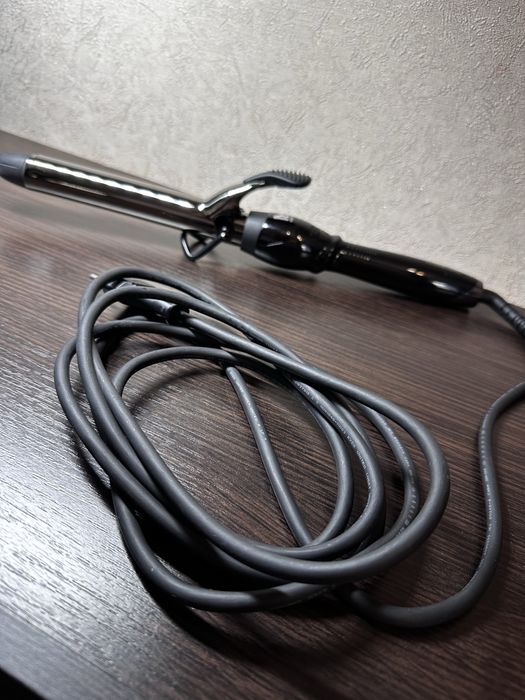 Продам плойку Moser Titan Curl в состоянии новой