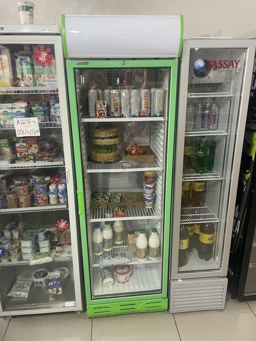 Ветринный холодильник