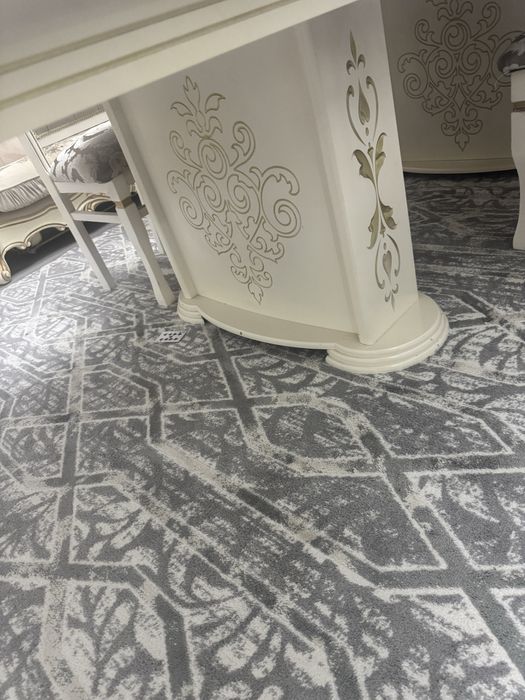 Продам стол 30000, торг