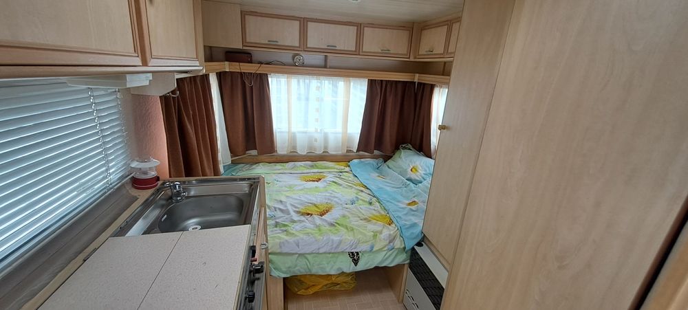 RULOTA DE inchiriat...4/5locuri  668kg,carnet cat.B