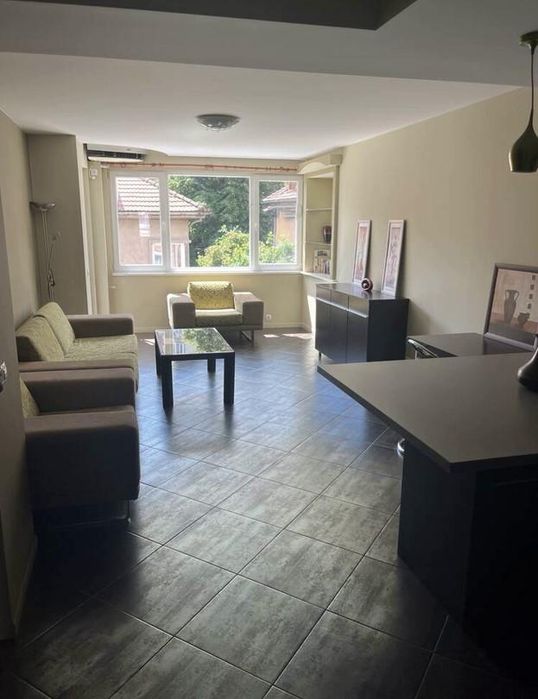 Дава се под наем Тристаен апартамент в София, Лозенец - 95 кв.м за 749 € - Снимка #2