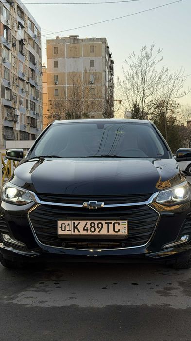 Chevrolet onix turbo primier