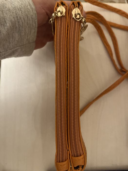 Сумка оранжевая