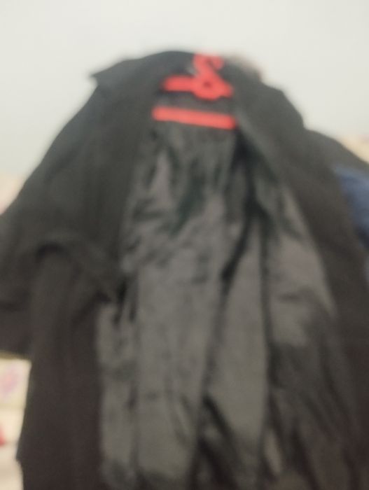 Зимны пухавыки и куртка весеня и халати