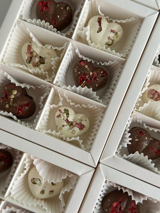 Бонбоньерки, тойбастар