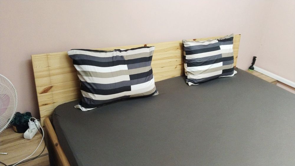 Спалня направена от масив