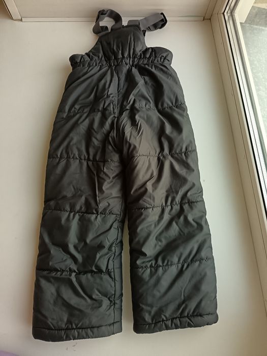 Зимний комбинезон для девочки.