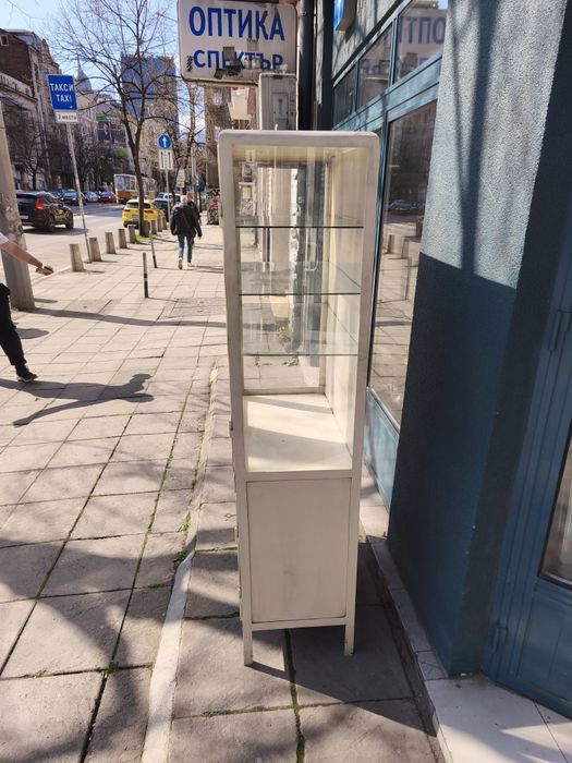 Автентична витрина от Соца