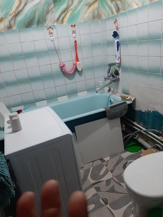 Продам 1,5 Пр.Назарбаева 1(хрущ.)!