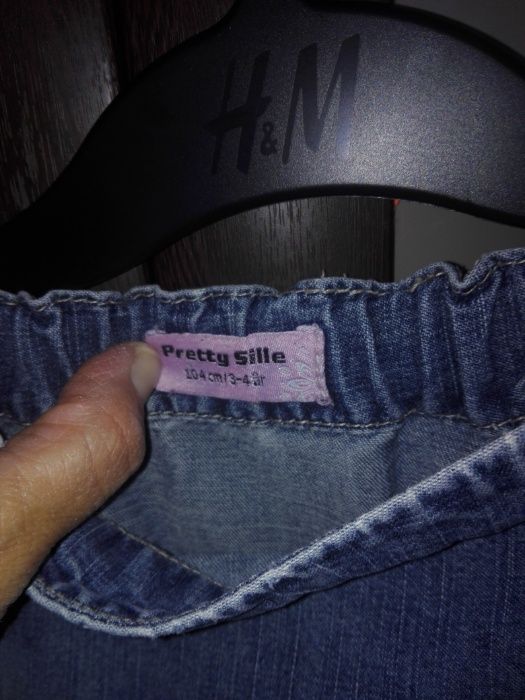 Рокли Хелоу Кити,Elsa and Anna