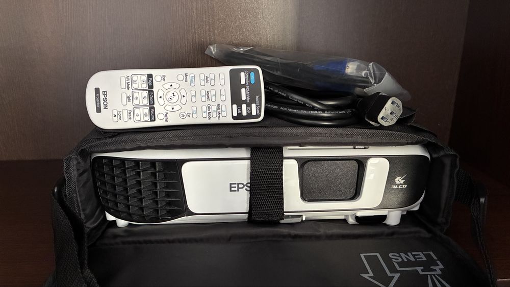 Videoproiector Epson EB-S41
