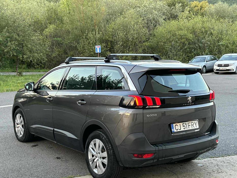 Peugoet 5008 1.5D 23.000KM 7 Locuri