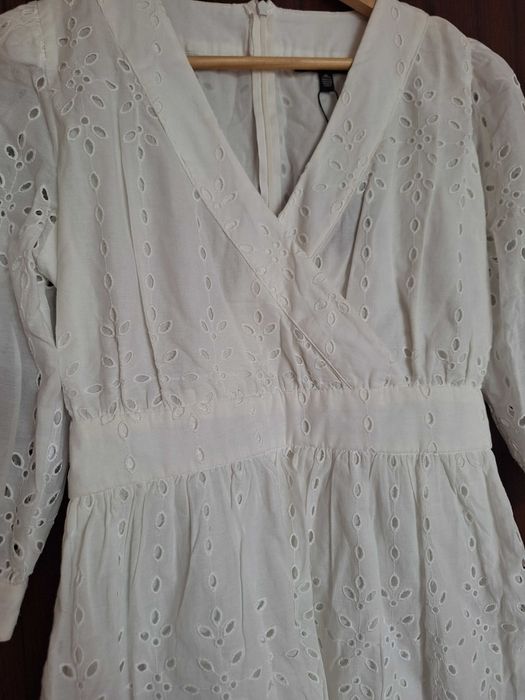 Дамска рокля- чисто нова