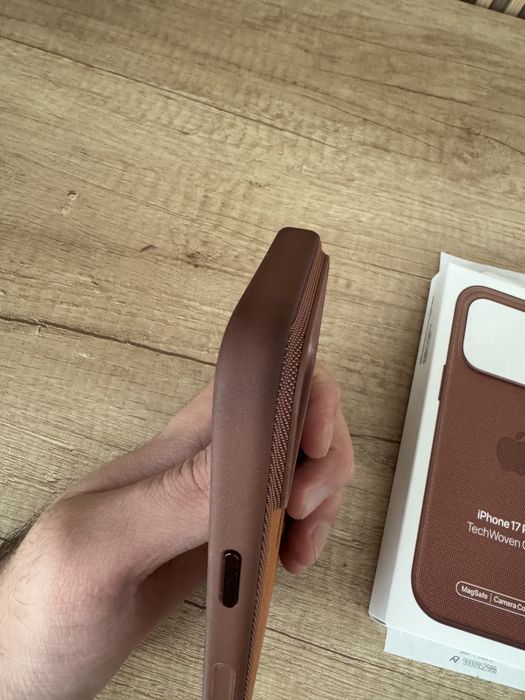 Husa iPhone 17 Pro TechWoven Case Originala