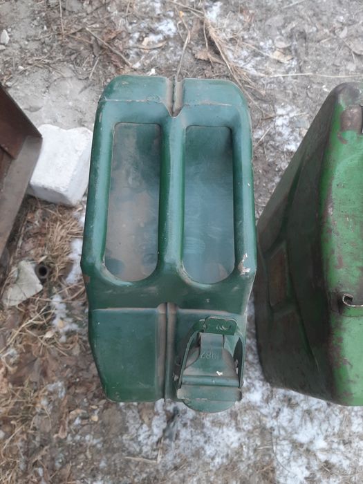 Продам канистры  СССР