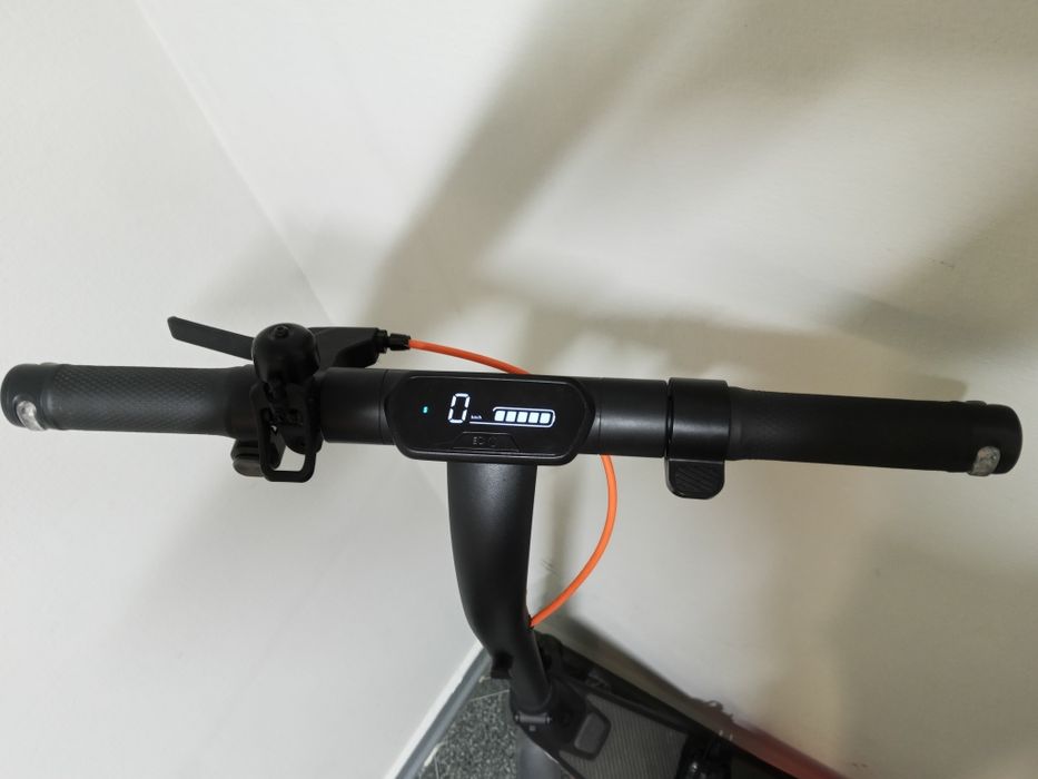 Ninebot e2 pro в отличном состоянии