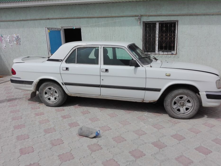 Продам автомобиль волга 3110