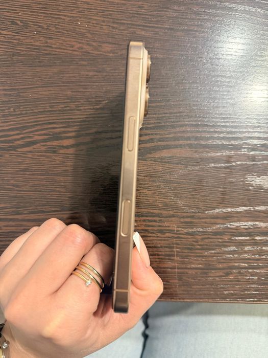 IPhone 16pro 256gb