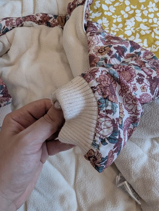 Топло и красиво яке HM, размер 98