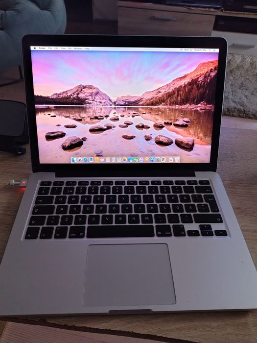 MacBook pro 13 i5 SSD 8 gb ram Schimb
