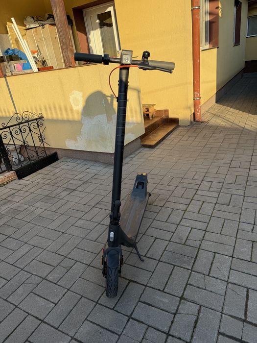 Trotineta xiaomi scooter  4 lite