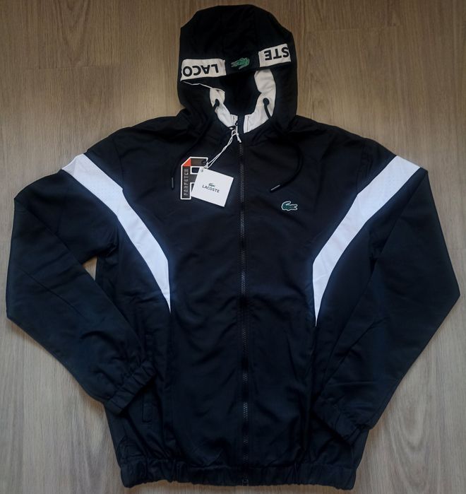 Мъжки спортни екипи Lacoste