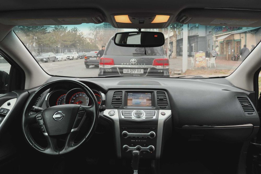 Продается автомобиль Nissan Murano