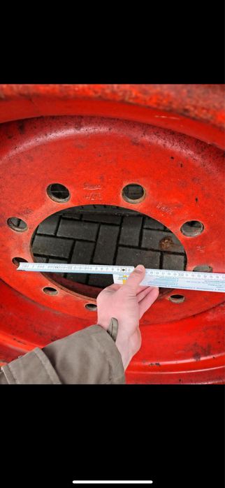 Anvelope 12 ,4R24 stare ca  cum se vede in poza