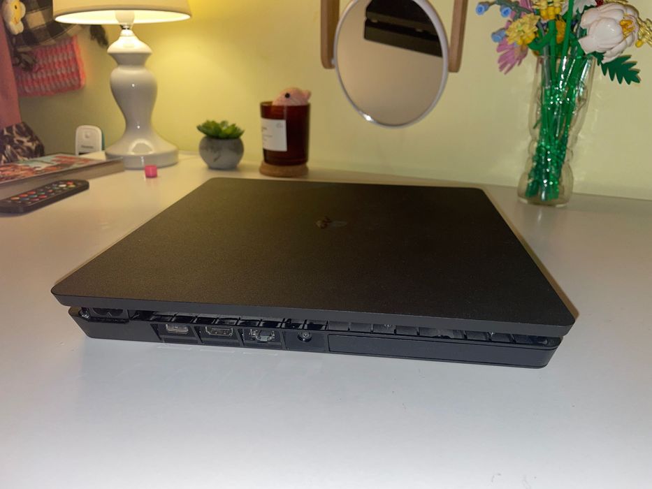 Ps4 slim pentru piese