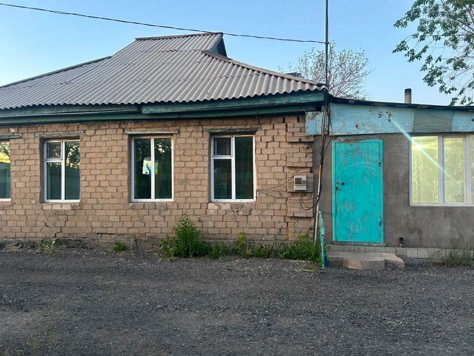 Продам дом с большим участком
