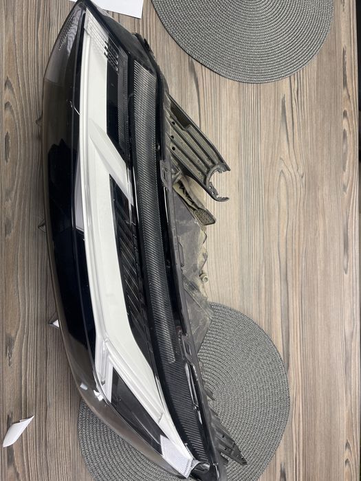 far stanga dacia logan 2023