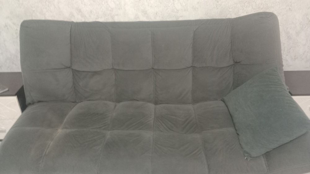 Диван современный