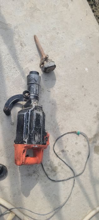 Перфоратор атбойни катаси