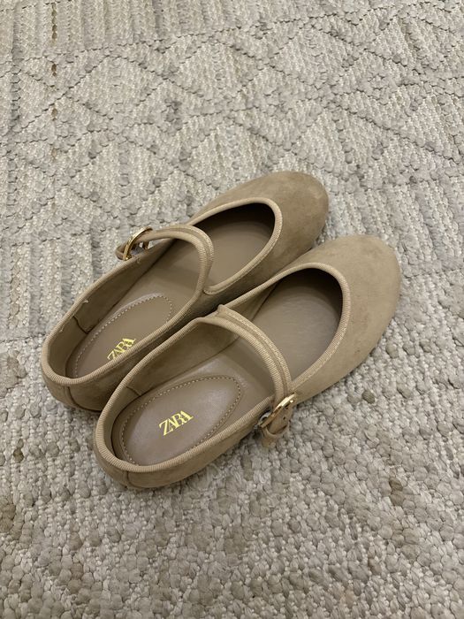 ZARA балетки бежевые