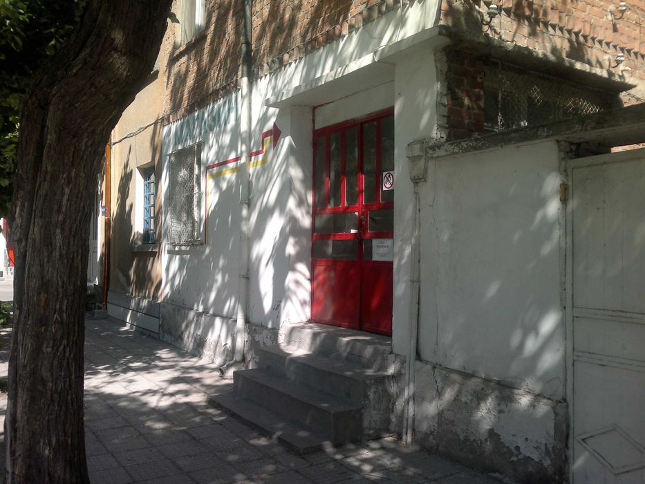 Дава се под наем Магазин в Хасково, Център - 25 кв.м за 153 € - Снимка #5