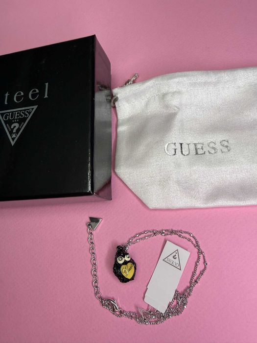 Ново Колие Guess