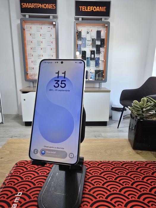 Samsung S25 Ca NOU