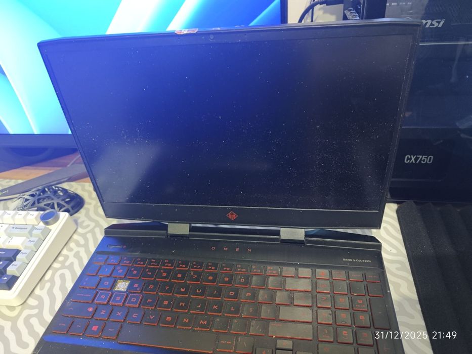 Hp omen 15 defect/piese