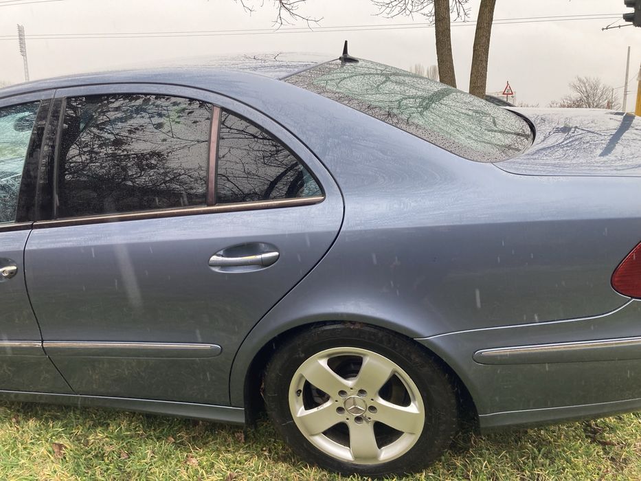 W211 E220 CDI 5G На Части Mercedes