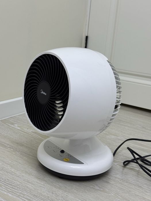 Вентилятор Midea