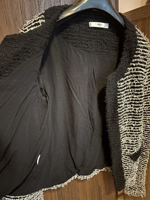 Есенни сака Mango, Zara, H&M