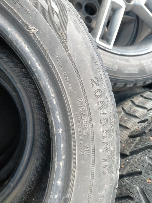 Продам резины 205.55R16