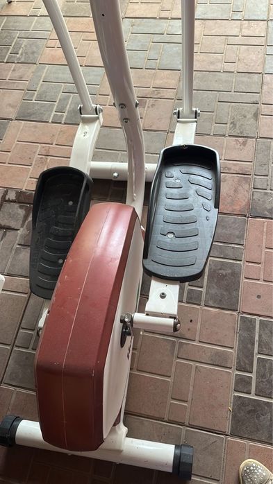 Тренажер эллипс